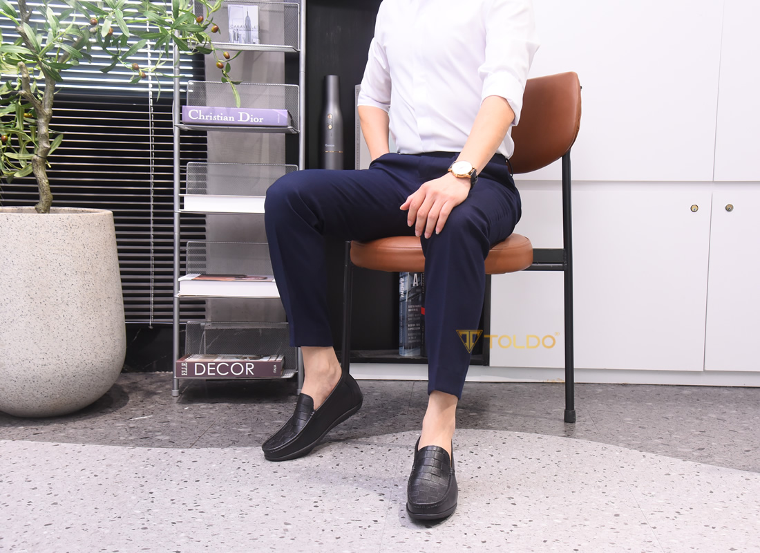 Giày cao 6cm siêu nhẹ vân kẻ caro 10